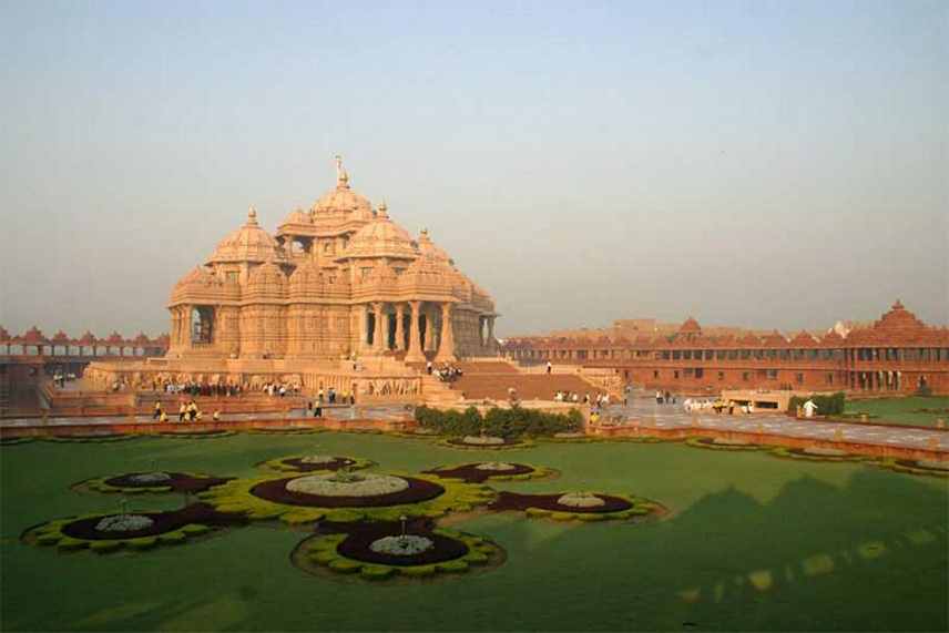 Delhi Tour and Travel guide